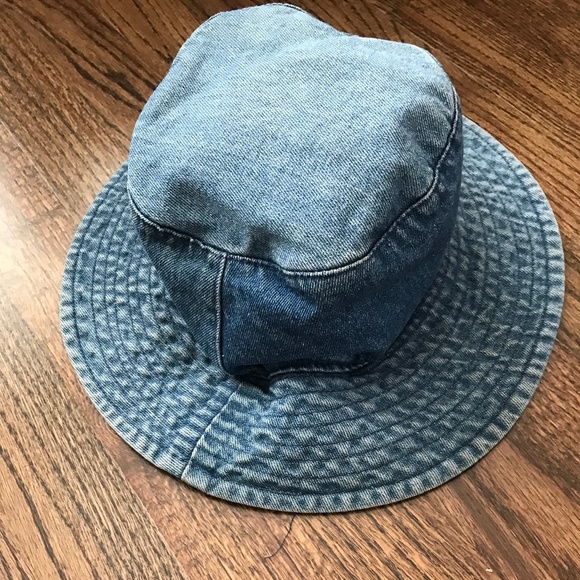 90s denim bucket hat